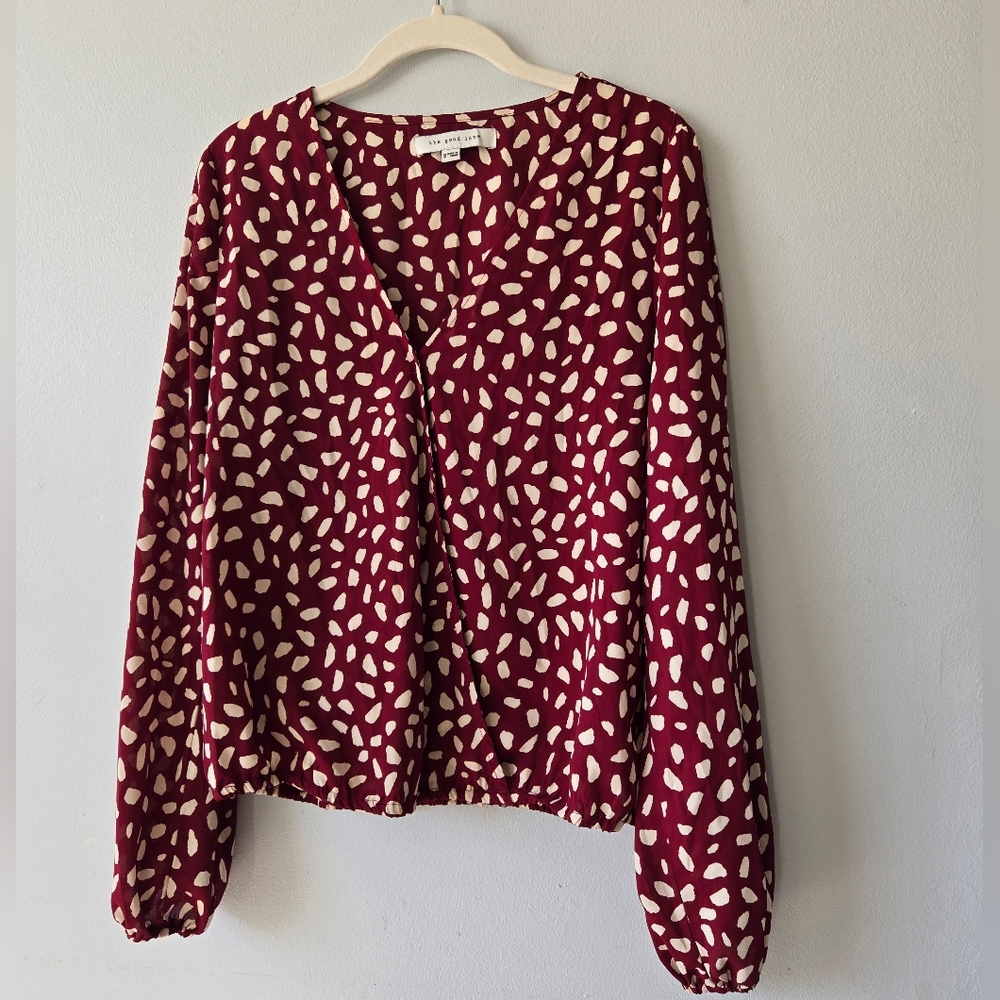 The Good Jane Blouse Splotch Pattern Burgundy And Cream Medium